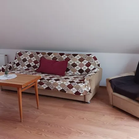 Strazni 17 * Lanškroun